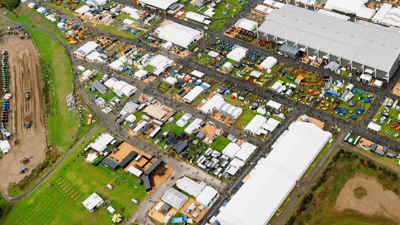exhibitor_rural_living_outdoor2
